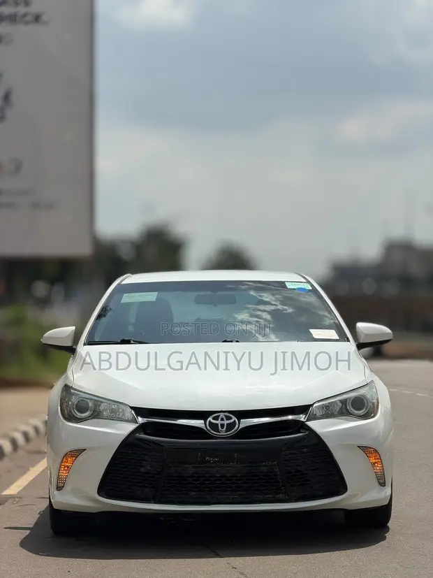Toyota Camry SE Sedan ta 2016 - 1