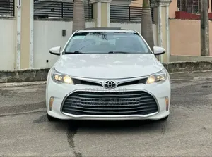 Toyota Avalon XLE 2014 - Toks, Fari