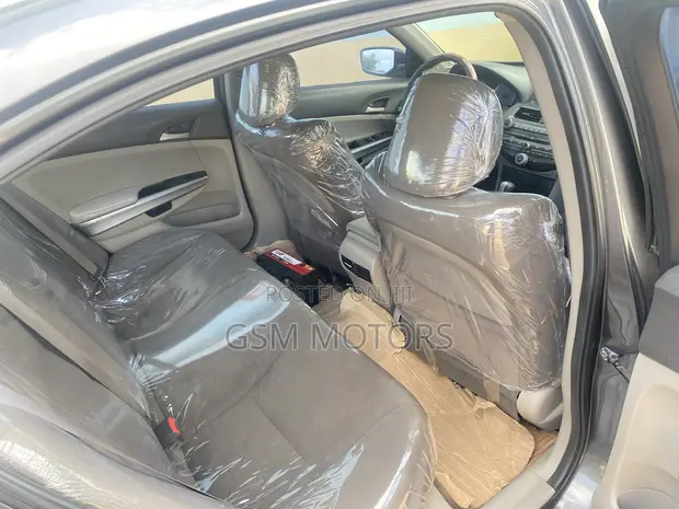 Honda Accord Sedan EX 2010 Grey - 1
