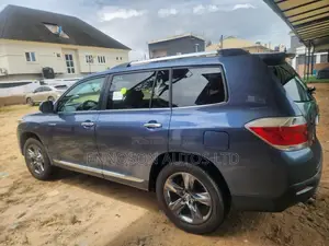 2012 Toyota Highlander Limited Gray