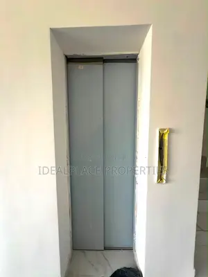 Gidan Alatu mai dakuna 5 da Pool & Gym a Banana Island