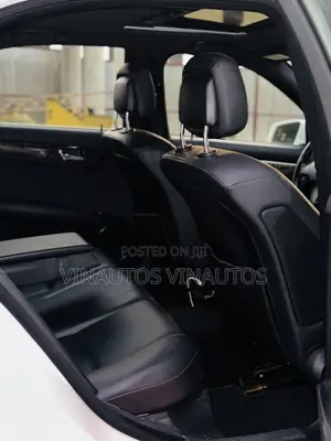 Mercedes-Benz C300 2010 Fari