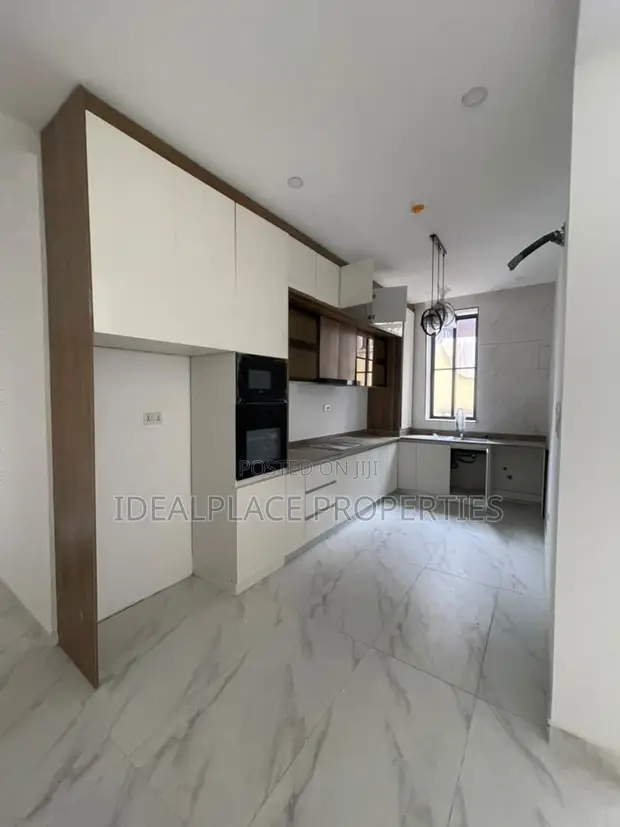 2-Bedroom Apartment Mai Sabis Don Siyarwa a Lekki - 1
