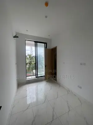 2-Bedroom Apartment Mai Sabis Don Siyarwa a Lekki
