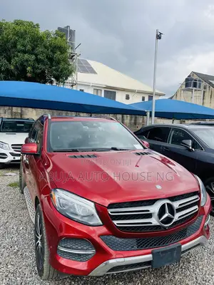 Mercedes-Benz GLE 350 2016 Red