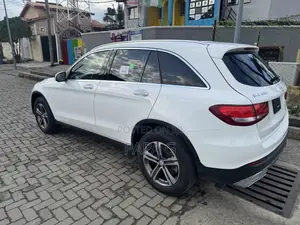 Mercedes-Benz GLC300 2016 White