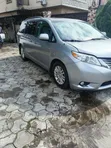 Toyota Sienna XLE 2011 Silver - 5