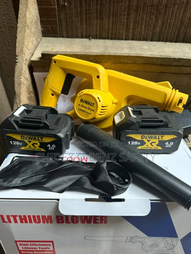 DeWalt Handheld Blower Mara Wuta - 1