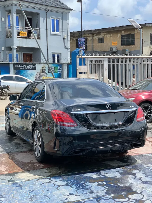 2018 Mercedes-Benz C300 Base AWD 4MATIC Sedan - Blue - 1
