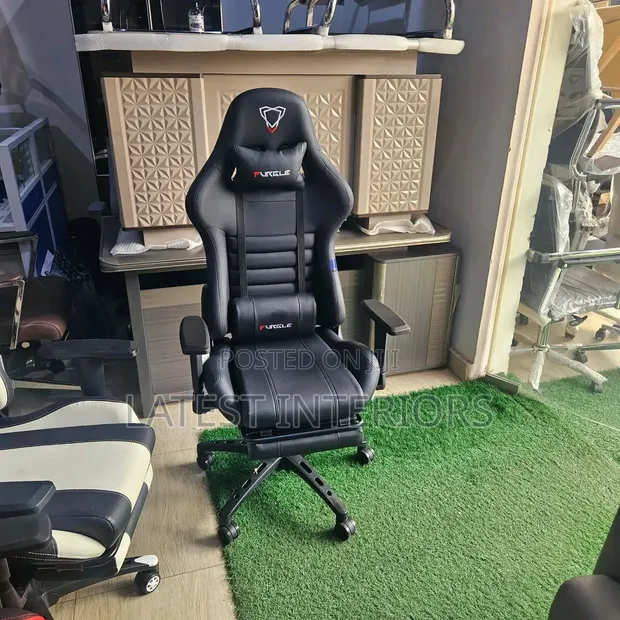 Premium Furgle Gaming/Streaming Chair - All Black - 1