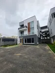 Gidan Kaya 5 Bedroom Mai Cike da Kayan Alatu da Pool a Ikeja GRA - 1