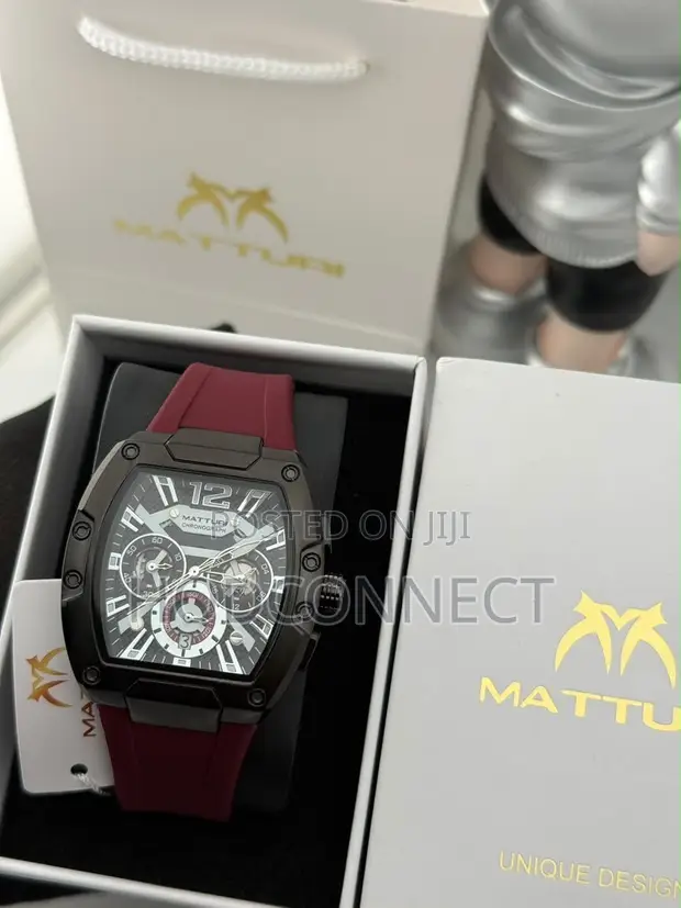 Brand New Analog Wristwatch - Men's Rubber Band - 1