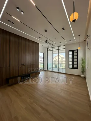 5-Bedroom Luxury Duplex with Pool in Ikota