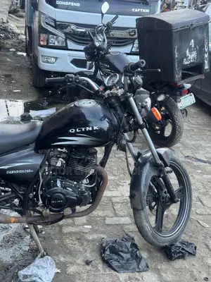 Qlink XP 200 Motorcycle (2026 Model)