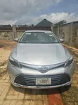 2014 Toyota Avalon XLE Premium Sedan - Launin Azurfa - 1