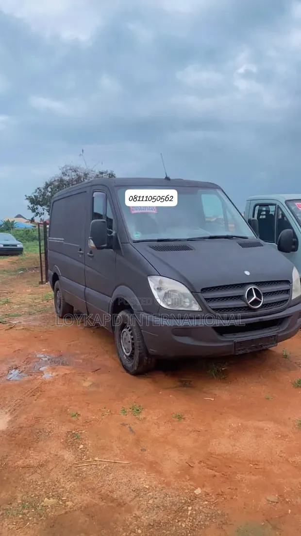 2009 Mercedes-Benz Sprinter Bas - 1