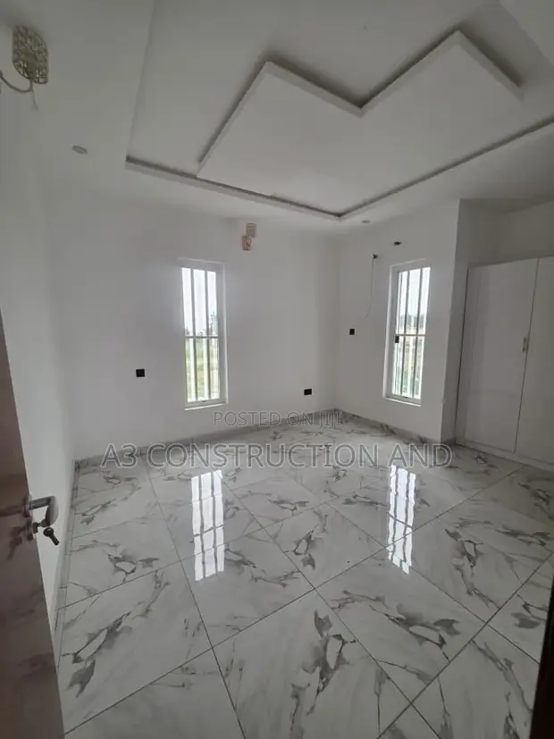 4 Bedroom Duplex don haya a Carlton Gate Estate, Ibadan - 1