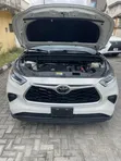 Toyota Highlander XLE 2021 White - 5