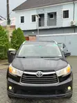 2014 Toyota Highlander XLE AWD SUV - 1