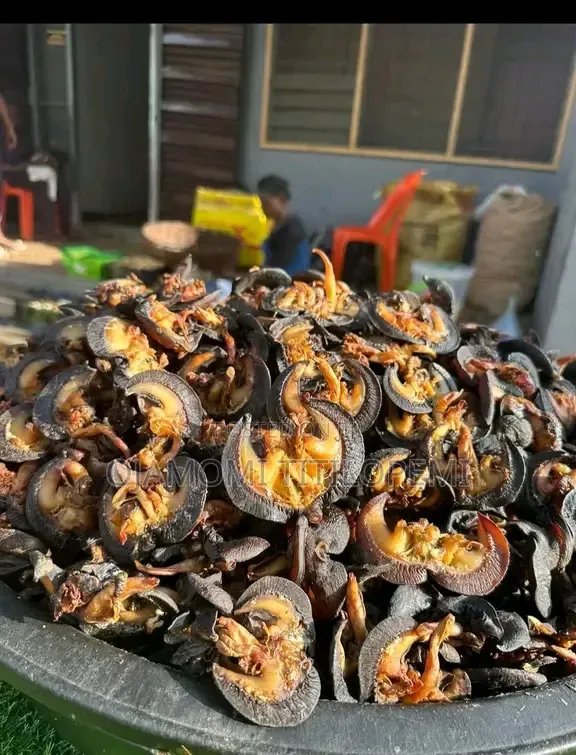 Smoked Fish - Round, Nutritious, No Preservatives - 1