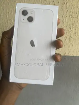 New Apple iPhone 13 128GB White