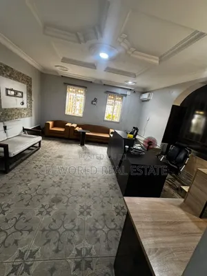 6-Bedroom Duplex don haya a Iyana Eyinni Estate, Ibadan