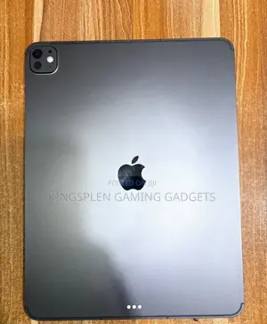 Apple iPad Pro 13" (2025) 256GB Gray - UK Used