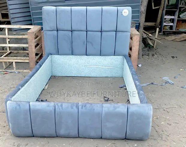 4.5ft x 6ft Tufted Bed Frame - Dark Ash Velvet - 1