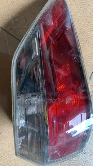 Toyota Highlander 2014 Left Headlight Replacement