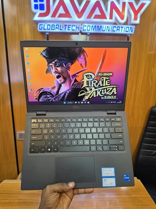 Dell Latitude 3420 Laptop: Intel Core i5, 16GB RAM, 256GB SSD - 1