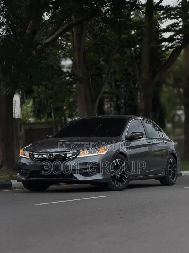 Honda Accord Sport 2016 - Matt Black - 1