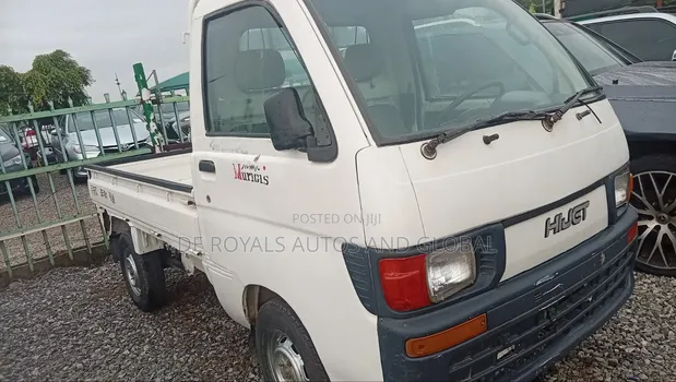 Daihatsu Hijet Mini Truck 2012 - 1
