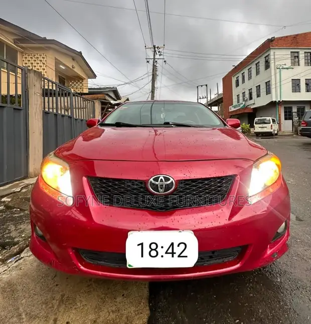 2009 Toyota Corolla Red - 1