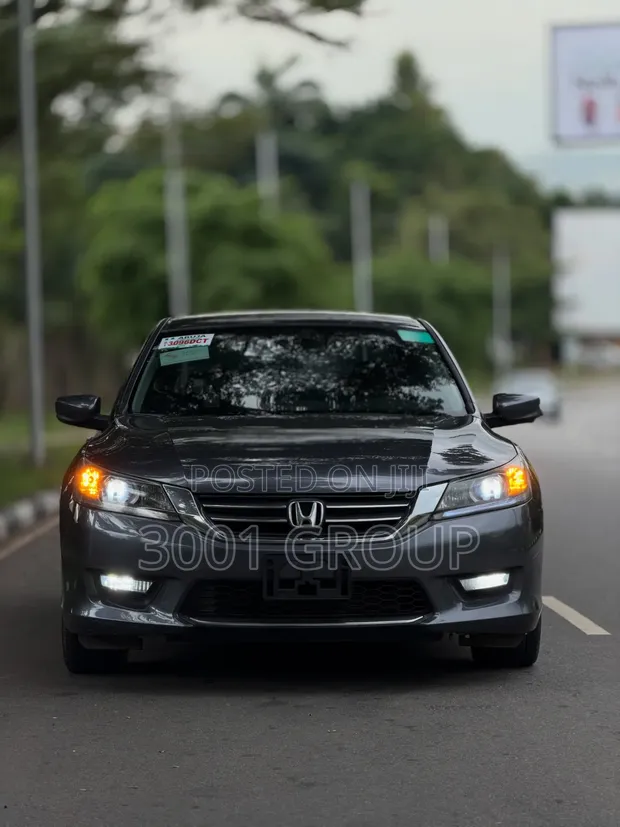 Honda Accord Sport 2015 - Matt Black - 1