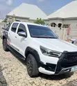 Toyota Hilux 2010 White - 5