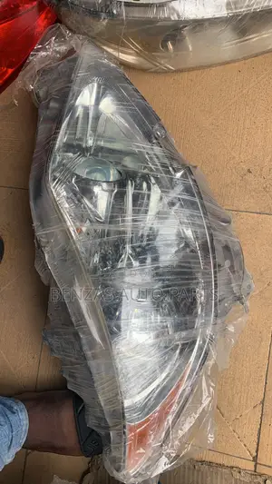 Lexus LS460 2006 Left Headlight