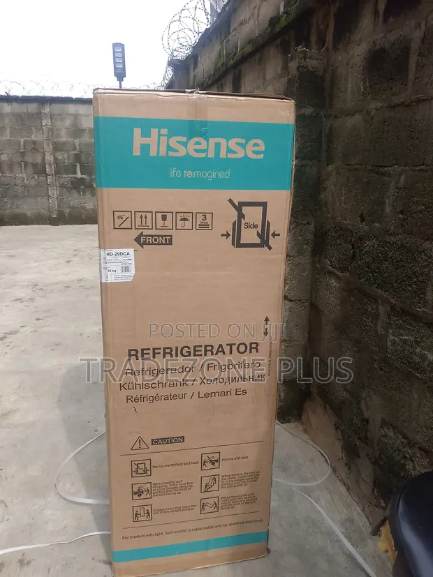 Hisense 225L Refrigerator - Bottom Freezer - 1