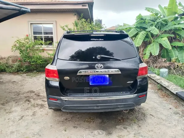 Toyota Highlander Limited 2012 Black - 1