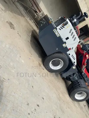 Brand New 4m³ Mobile Self-Loading Concrete Mixer