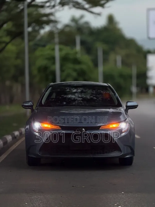 2020 Toyota Corolla LE - Foreign Used - 1