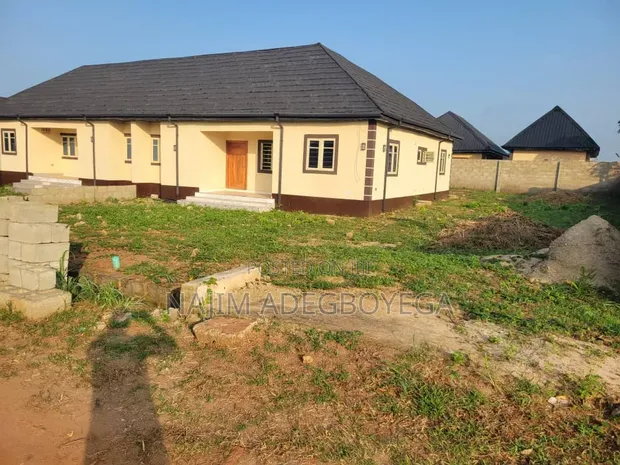 3-Bedroom Bungalow for Sale in Aco Estate, Ijebu Ode - 1
