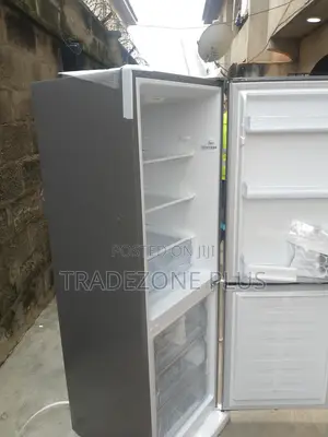 Hisense 225L Refrigerator - Bottom Freezer