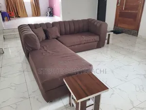 Sofa Mai Launi Brown Mai Girman Girma Tare Da Kujeru 2