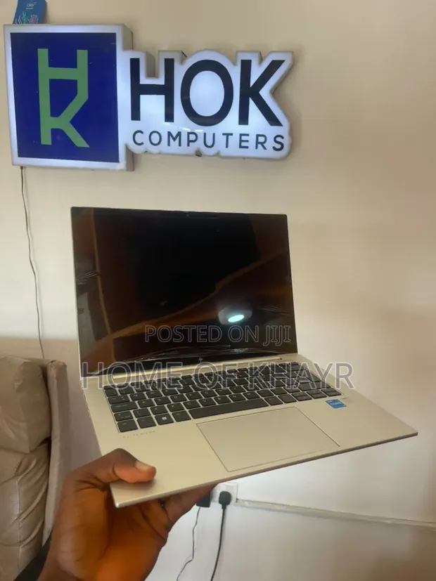 HP EliteBook 840 G9 Laptop 16GB RAM, 256GB SSD - 1