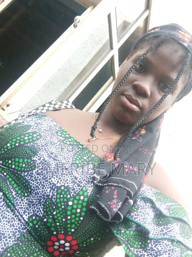 CV na Gidan Abinci & Bar - Emeribe - 1
