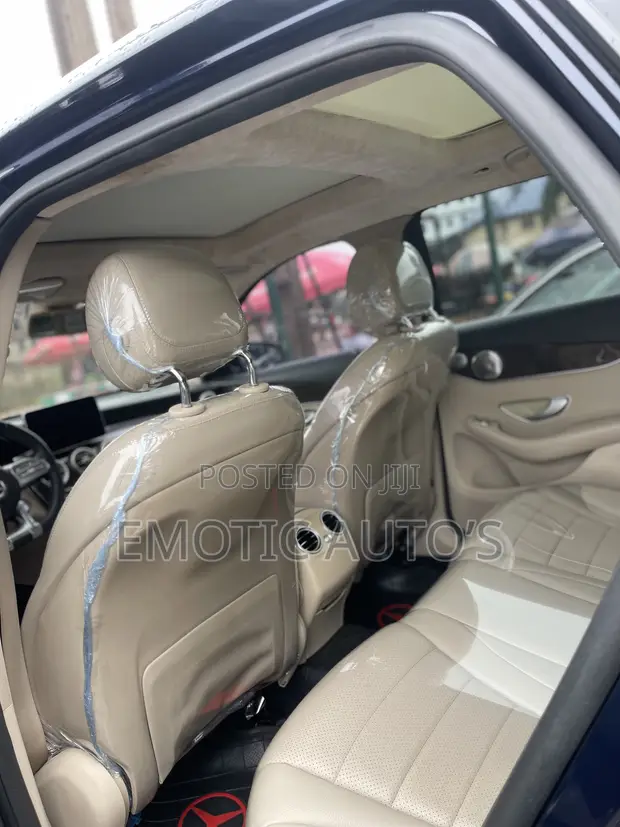 Mercedes-Benz GLC-Class 2016 Blue - 1