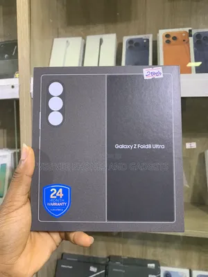 Samsung Galaxy Z Fold 5 512GB Baki