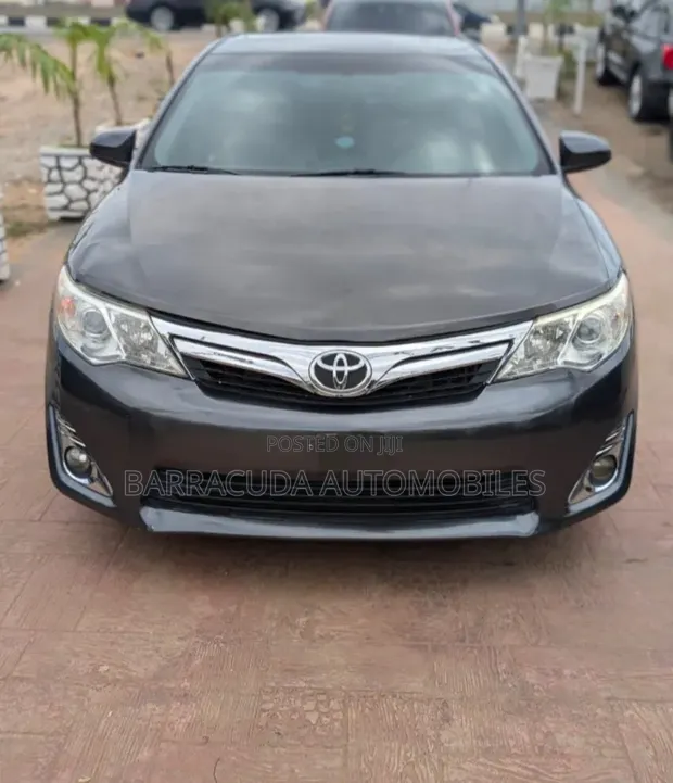 2013 Toyota Camry XLE Grey, Wadda Aka Shigo Da Ita - 1