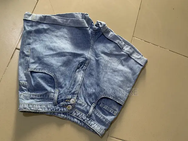 Ladies Bumshort - First Grade Okirika - 1