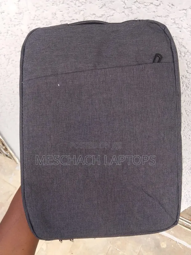 Laptop Pouch 13/14 Inches - Black Fabric - 1